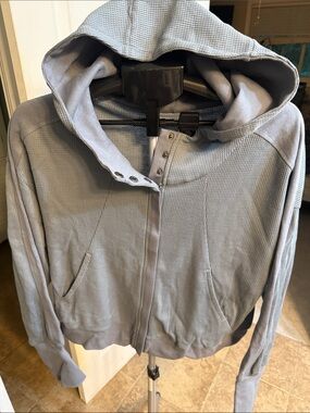 Light Blue/Gray Waffle Knit Hooded Zip Jacket